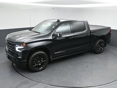 Used 2026 Chevrolet Silverado 1500 High Country w/ Midnight Edition AWD/4WD image 41