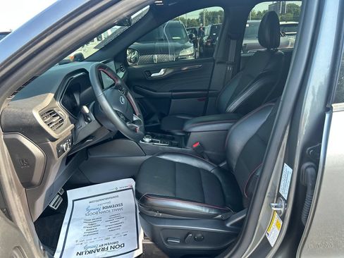 Used 2024 Ford Escape ST-Line w/ Tech Pack #1 AWD/4WD image 13
