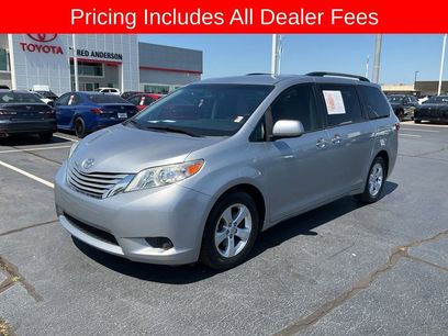 Used 2016 Toyota Sienna LE