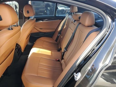 Used 2018 BMW 530i xDrive w/ Premium Package image 19