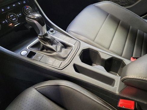 Used 2024 Volkswagen Jetta SE image 26