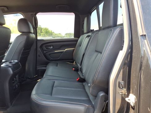 Used 2019 Nissan Titan SL w/ Midnight Edition AWD/4WD image 23