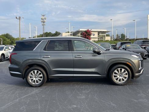 Used 2023 Hyundai Palisade SEL FWD image 8