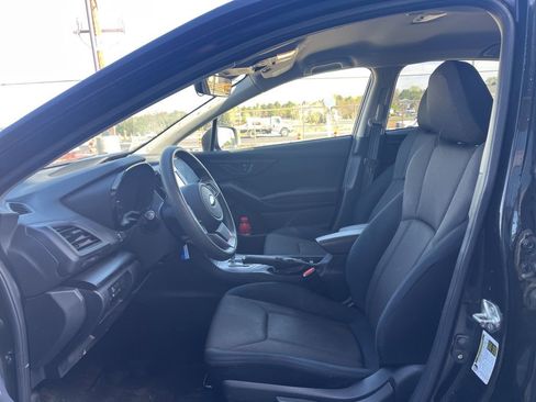 Used 2021 Subaru Crosstrek 2.0i image 8