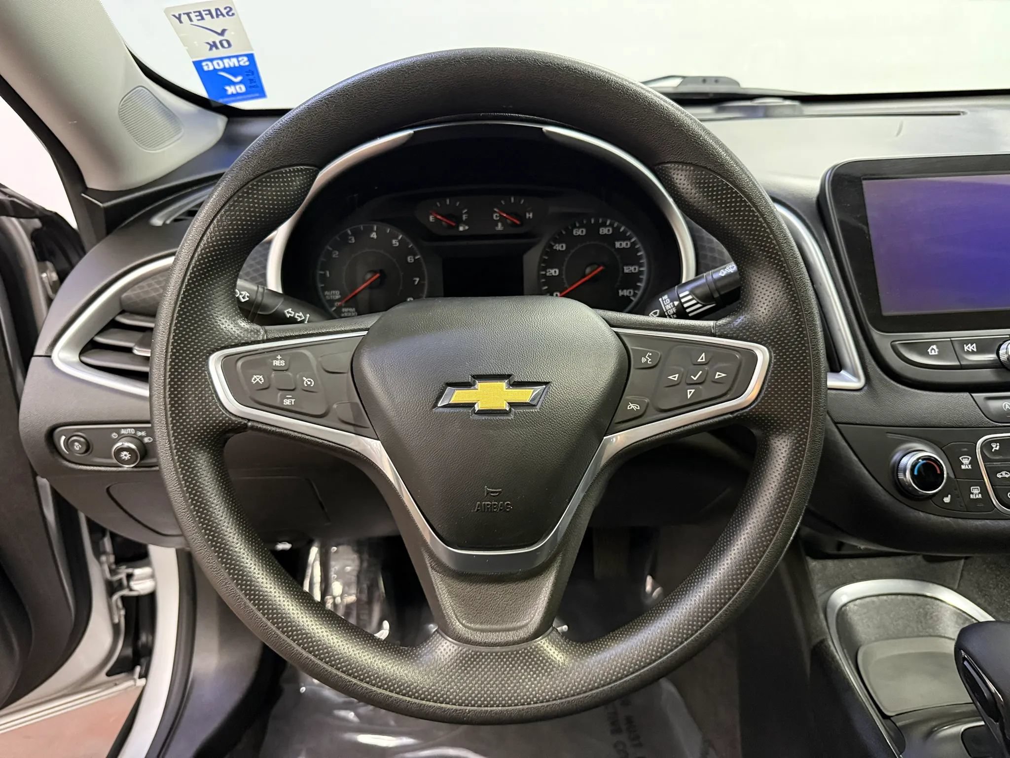 Used 2022 Chevrolet Malibu LT FWD image 16
