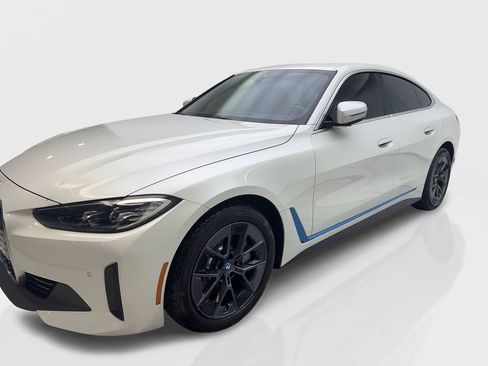 Used 2023 BMW i4 eDrive40 w/ Premium Package RWD image 11