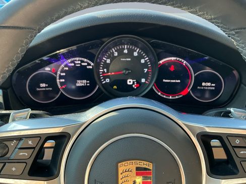 Used 2021 Porsche Cayenne AWD/4WD image 4