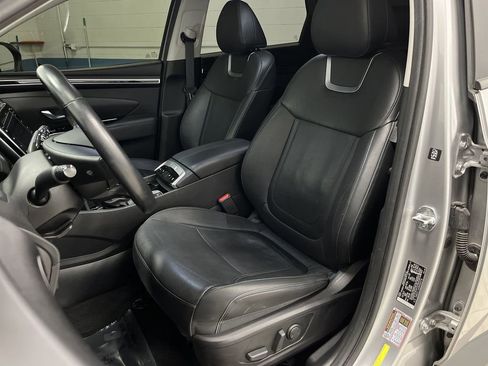 Used 2022 Hyundai Tucson SEL w/ Convenience + Premium Package image 4