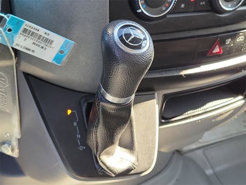 Used 2017 Mercedes-Benz Sprinter 3500 image 8