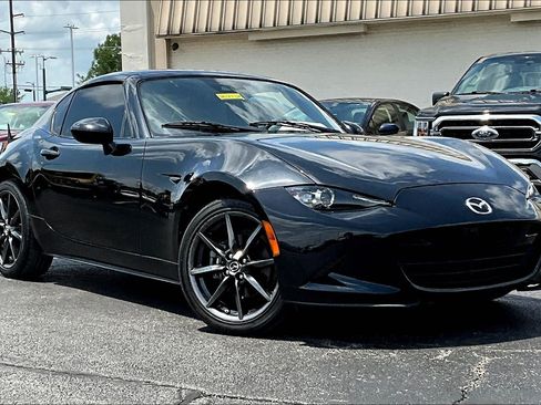 Used 2019 MAZDA MX-5 Miata RF Grand Touring RWD image 3