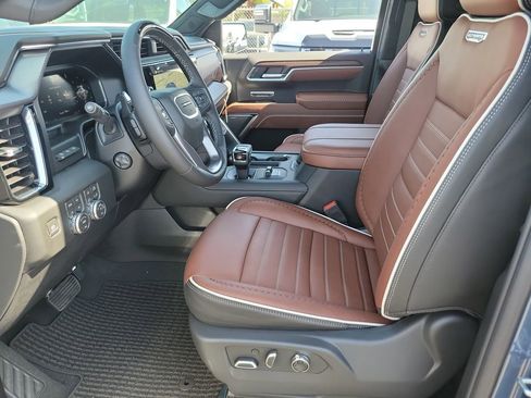 New 2026 GMC Sierra 1500 Denali Ultimate AWD/4WD image 9