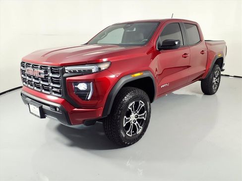 Used 2025 GMC Canyon AT4 image 25