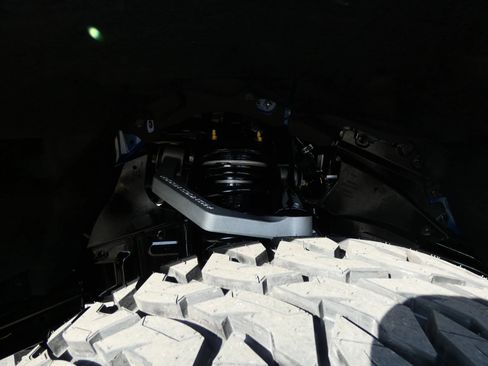 Used 2025 Toyota Tacoma SR5 image 23