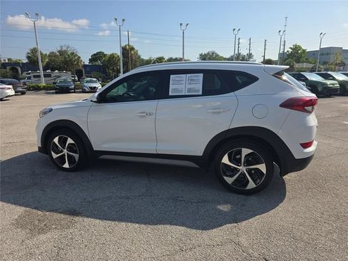 Used 2018 Hyundai Tucson Sport FWD image 4