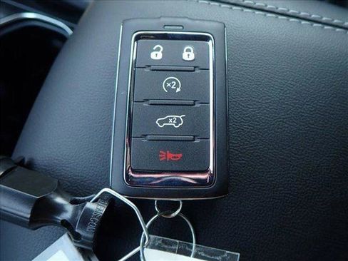 New 2025 Jeep Grand Cherokee L Limited image 26