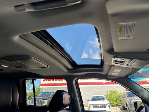 Used 2015 Honda Pilot Touring image 19