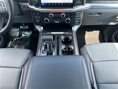 New 2025 Ford F150 Lariat w/ Equipment Group 501A Mid image 19