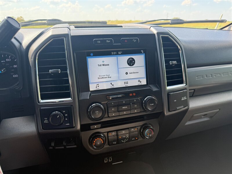 Used 2018 Ford F250 XLT w/ XLT Value Package AWD/4WD image 11