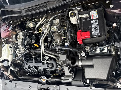 Used 2024 Nissan Altima 2.5 SV FWD image 36