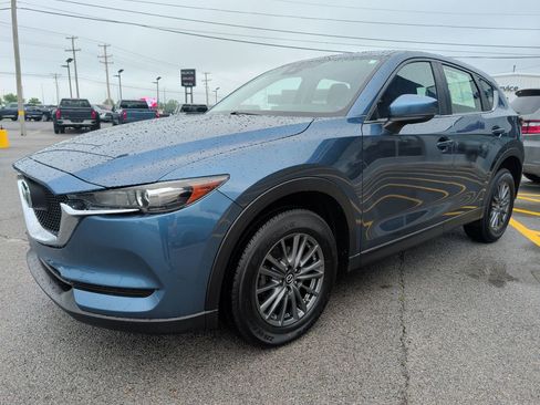 Used 2017 MAZDA CX-5 Sport FWD image 3