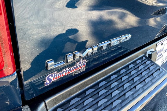 Used 2023 RAM 2500 Limited AWD/4WD image 27