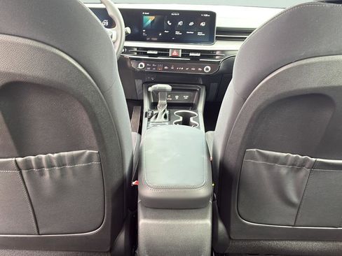 New 2026 Kia K5 LXS image 23