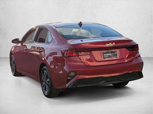 Used 2024 Kia Forte LXS image 8