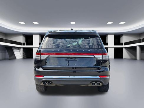 Used 2021 Lincoln Aviator Reserve w/ Equipment Group 201A AWD/4WD image 4