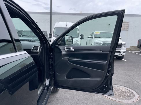 Used 2020 Jeep Grand Cherokee Limited image 9
