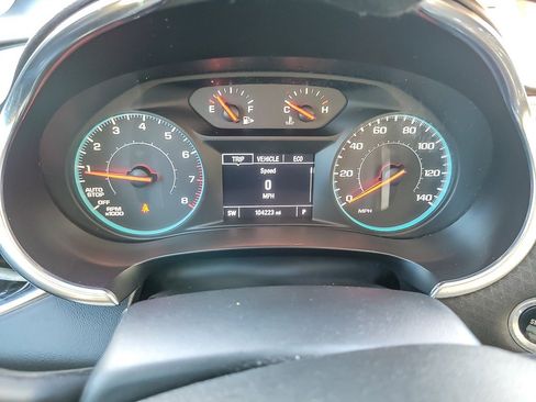 Certified 2018 Chevrolet Malibu LT image 11