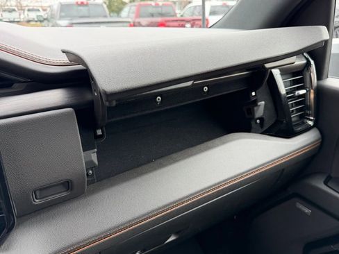 Used 2024 GMC Sierra 2500 AT4 w/ AT4 Premium Plus Package image 34