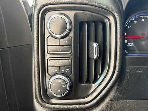 Used 2024 GMC Sierra 2500 Pro w/ Convenience Package image 28