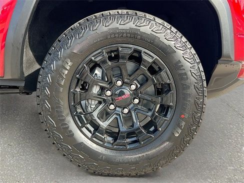 New 2026 GMC Canyon Elevation w/ Convenience Package image 19