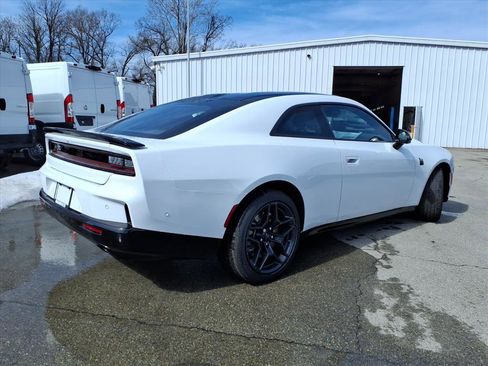 New 2026 Dodge Charger Scat Pack image 4