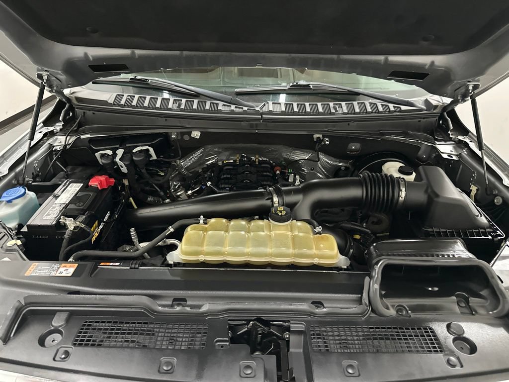 Used 2021 Ford Expedition XLT RWD image 6