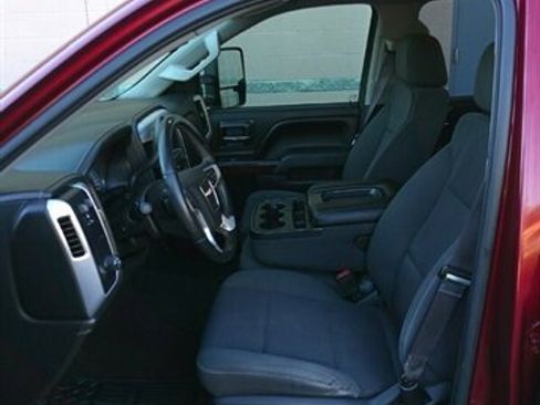 Used 2017 GMC Sierra 1500 SLE w/ SLE Value Package image 16