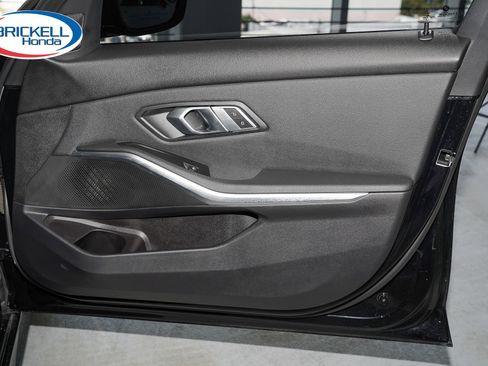 Used 2020 BMW 330i Sedan w/ Driving Assistance Package RWD image 14