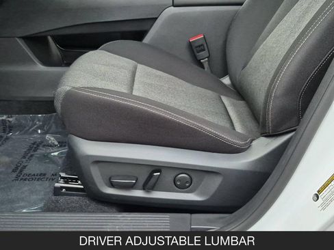 Certified 2026 Nissan Rogue SV FWD image 14