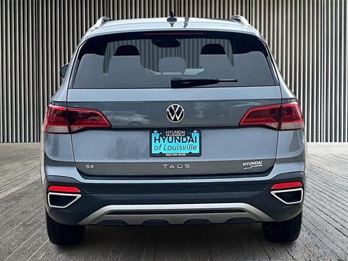 Used 2024 Volkswagen Taos SE image 4