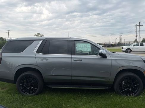 New 2026 Chevrolet Tahoe Premier w/ Sun And Tow Package AWD/4WD image 5