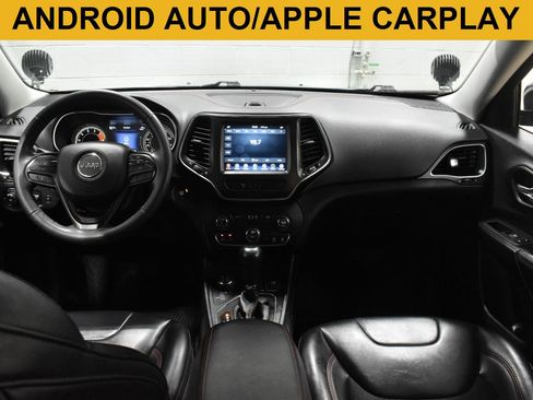 Used 2022 Jeep Cherokee Trailhawk AWD/4WD image 2