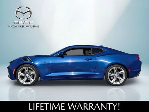 Used 2020 Chevrolet Camaro LT RWD image 3