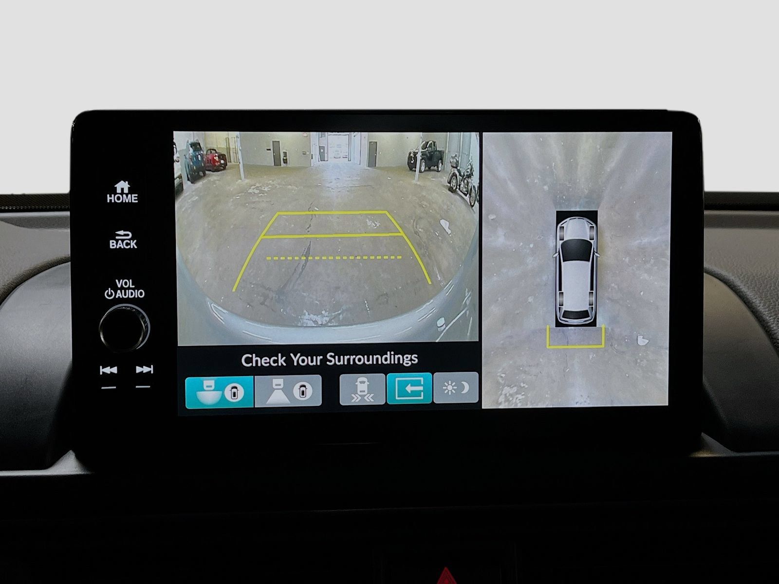 Used 2025 Honda Pilot TrailSport image 14