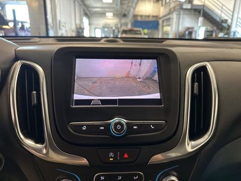 Used 2024 Chevrolet Equinox LT image 22