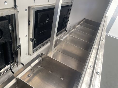 New 2025 Ford E-450 and Econoline 450 Super Duty w/ Power Equipment Group image 18