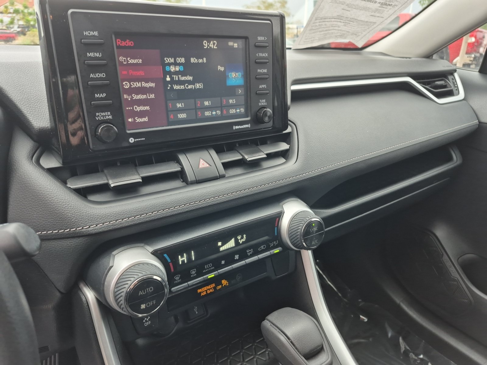 Used 2020 Toyota RAV4 LE w/ All Weather Liner Package AWD/4WD image 11