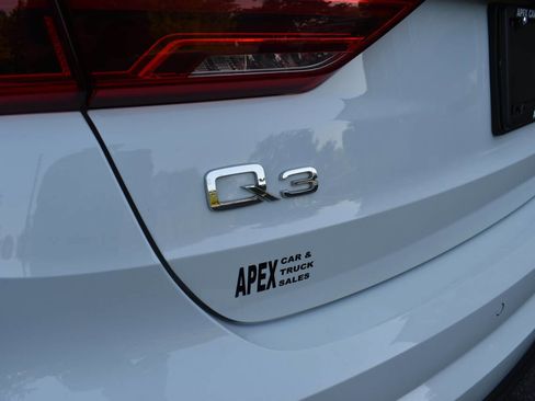 Used 2021 Audi Q3 2.0T Premium w/ Convenience Package AWD/4WD image 32