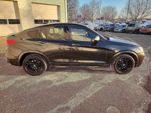 Used 2018 BMW X4 M40i image 7