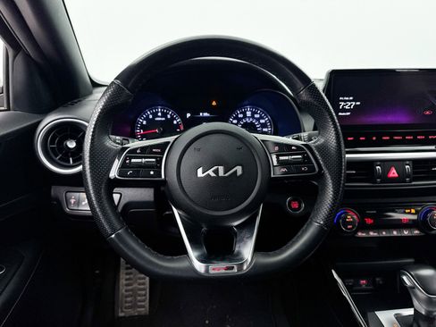 Used 2023 Kia Forte GT-Line image 3