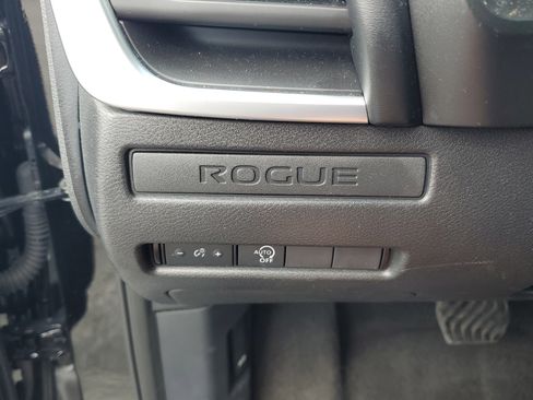 Certified 2024 Nissan Rogue S image 22